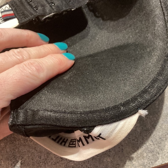 Tommy Hill figure 34 a bra sexy black lace underwire, and padding - Picture 5 of 9